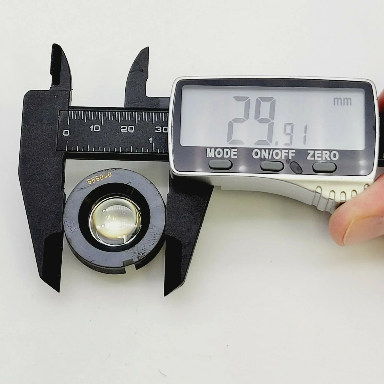 Leica Microscope Auxiliary Lens for Objective 2.5x for UC-Condenser 555040 - Image 6