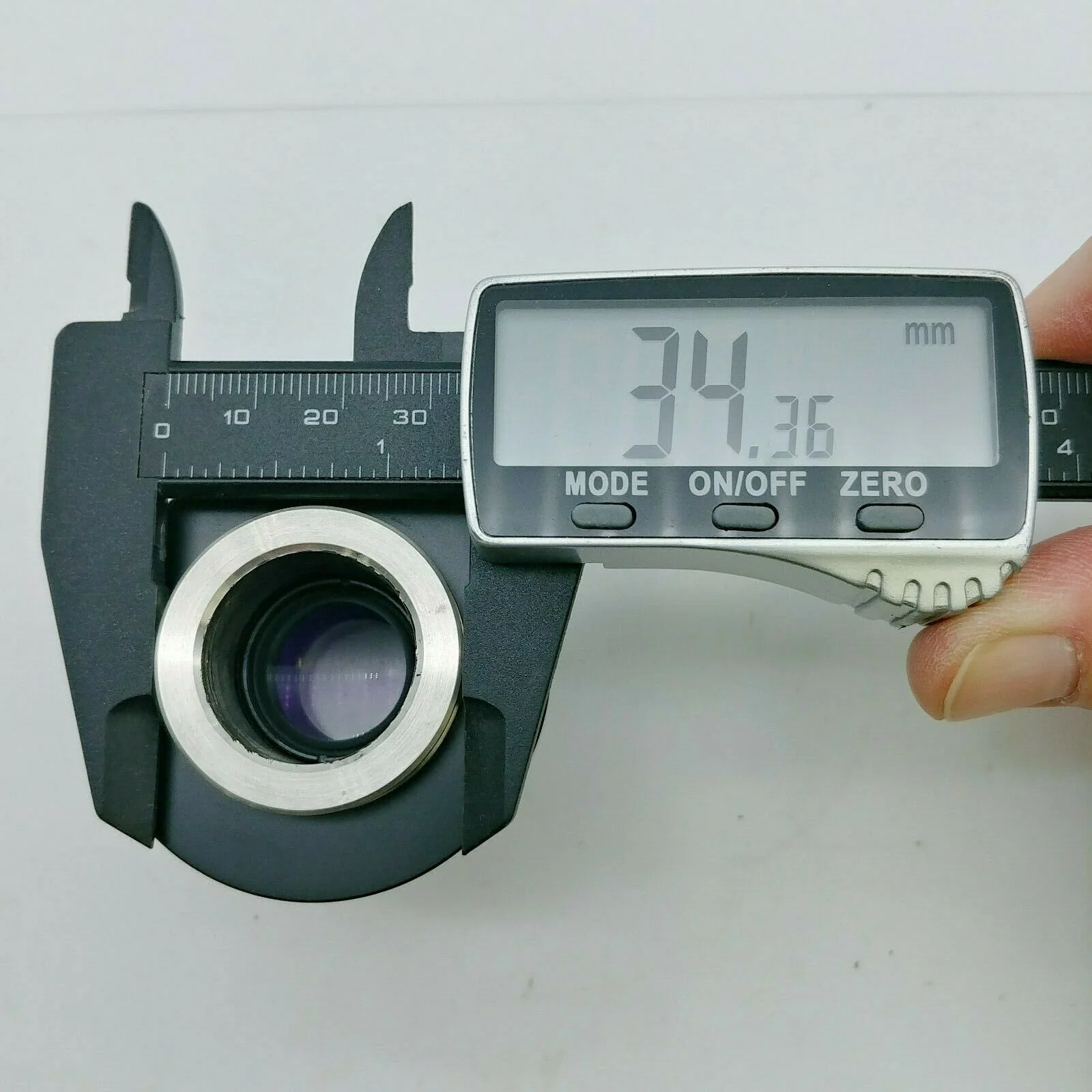 Leica Microscope Camera Adapter C-Mount 0.70x HC 13613707 - Image 4