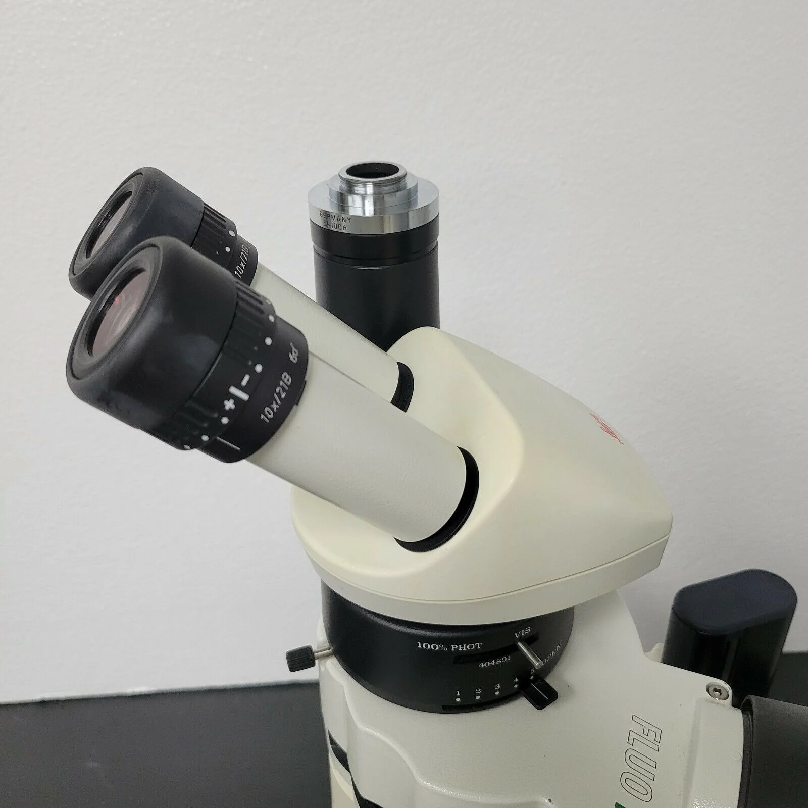 Leica Stereo Microscope MZFLIII Fluorescence with Phototube and Plan Apo 1.0x - Image 9