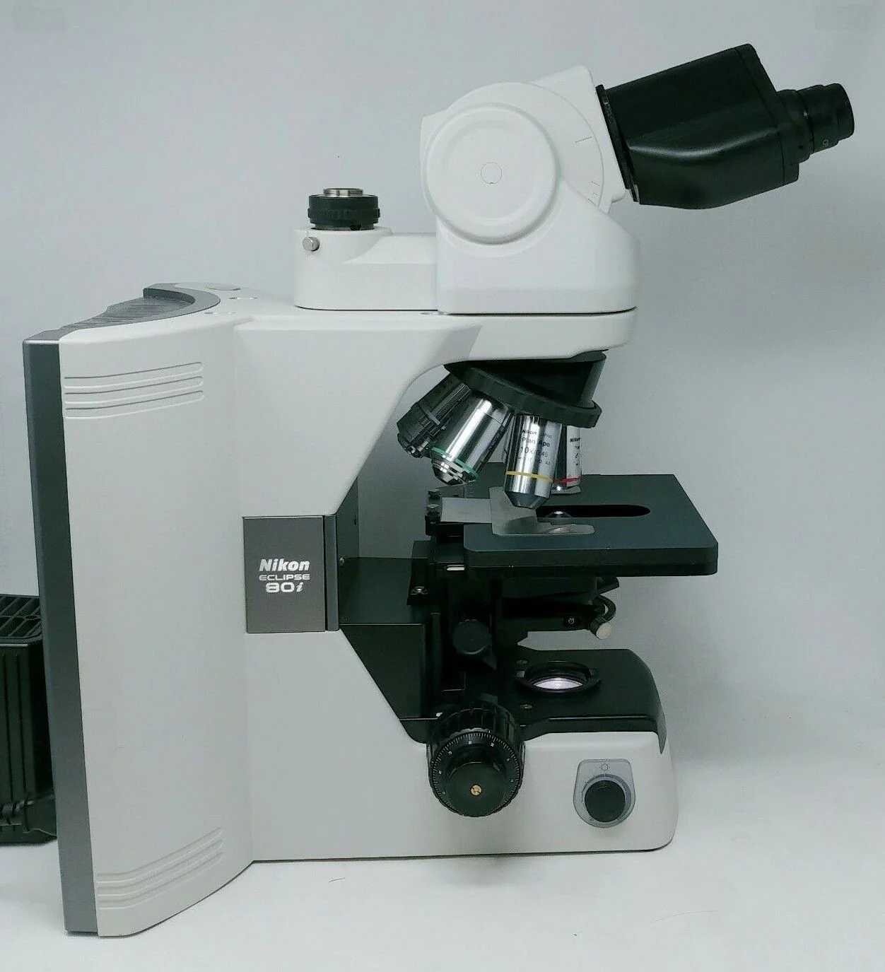 Nikon Microscope Eclipse 80i with 2x and Apo Objectives - Image 3