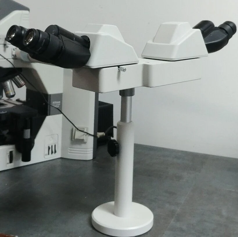 Nikon Microscope Eclipse 80i with Dual Head Bridge - Image 3