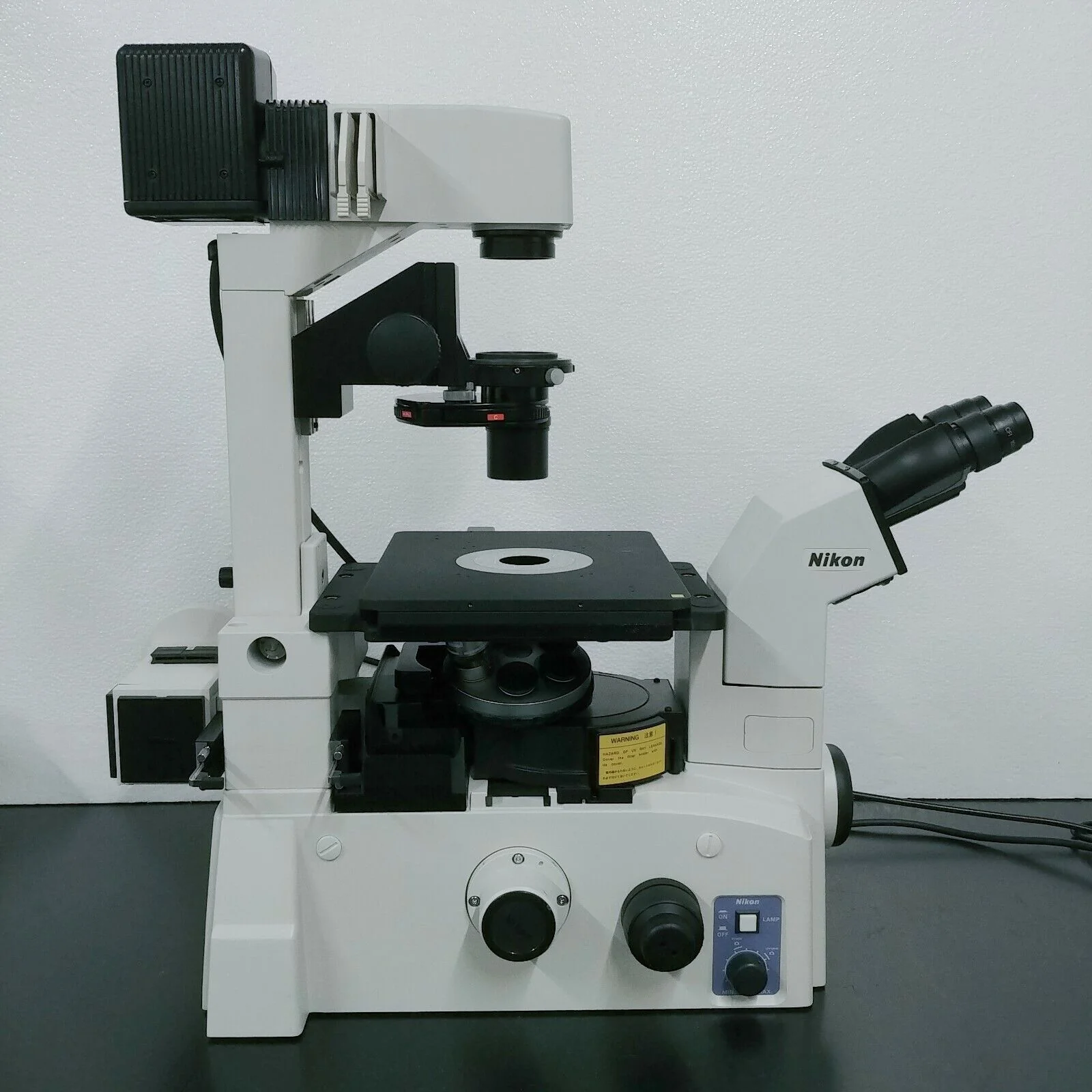 Nikon Microscope Eclipse TE2000-U w. Fluorescence, Phase Contrast & X-Cite Light - Image 4