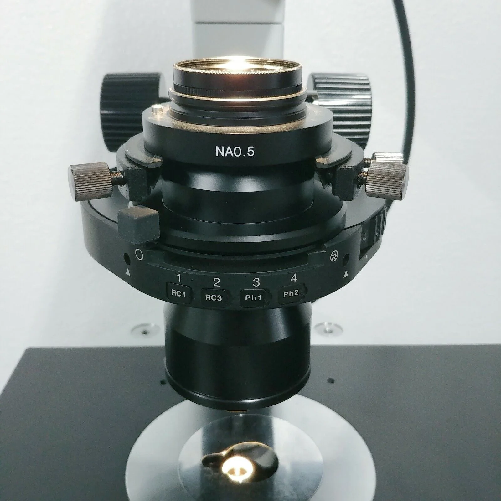 Olympus Microscope IX70 with Phase Contrast and RC Relief Contrast - Image 5