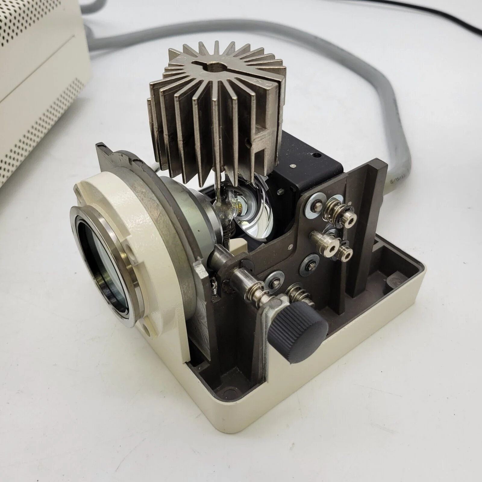 Zeiss Microscope HBO 100 Mercury Lamphouse with ebq 100 Power Supply - Image 9